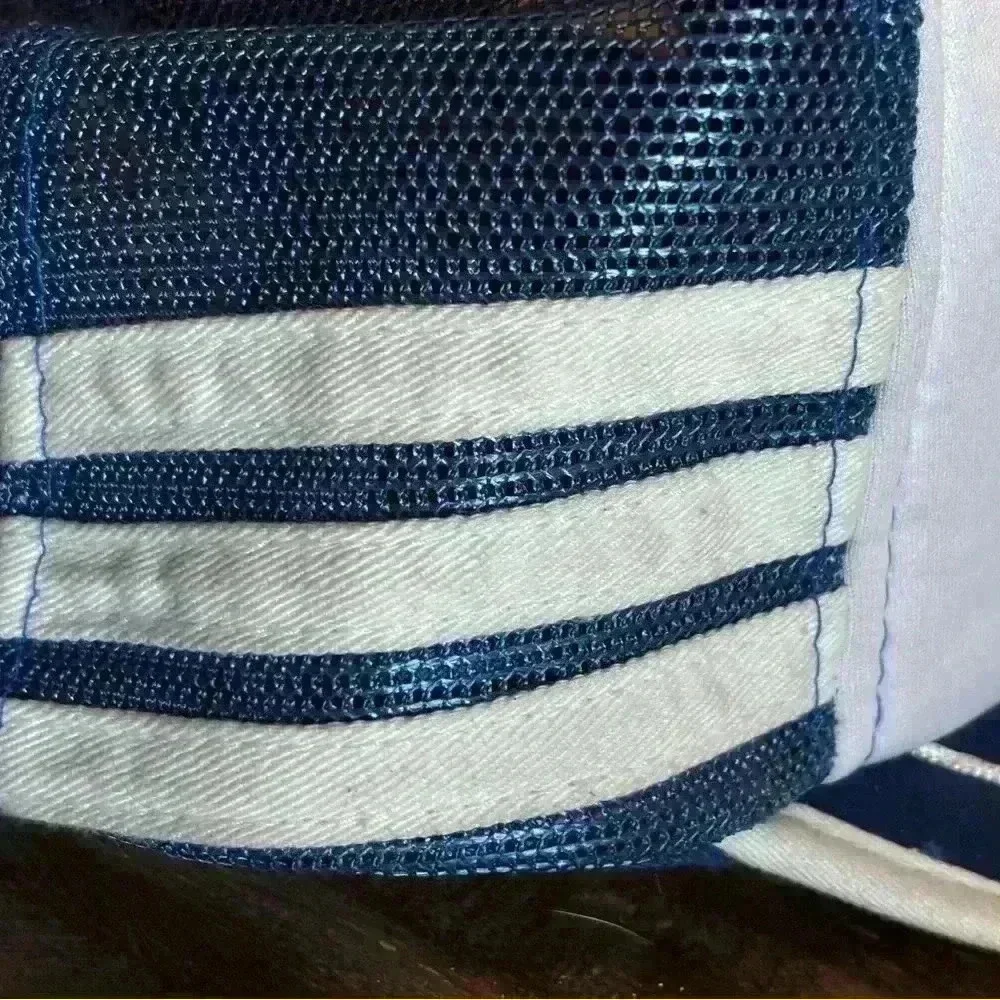 3Stripe Vintage trucker hat 80s SnapBack mesh. Not worn.